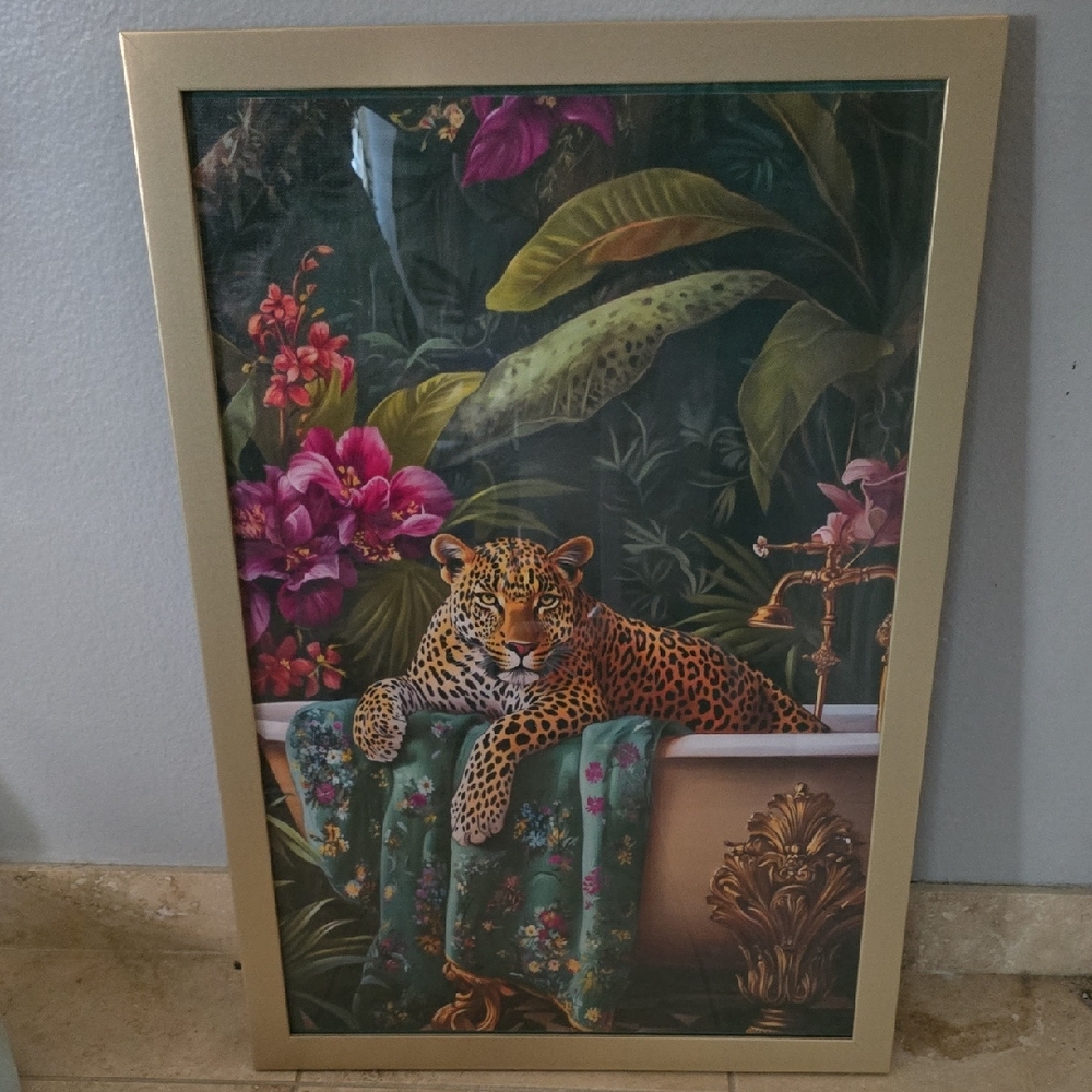 Elegant Gold Framed Leopard In Bathtub Wall Art